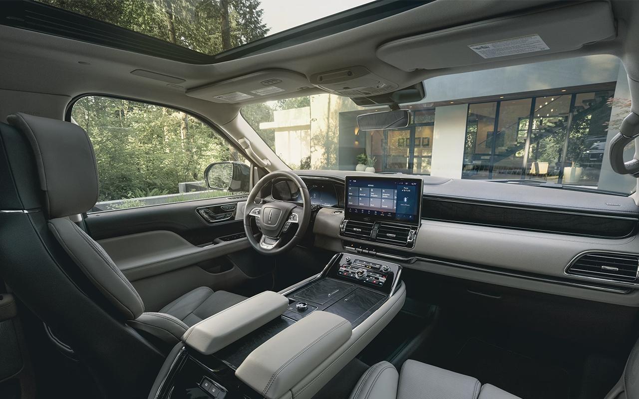 The 2024 Lincoln Navigator® SUV | South Bay Lincoln